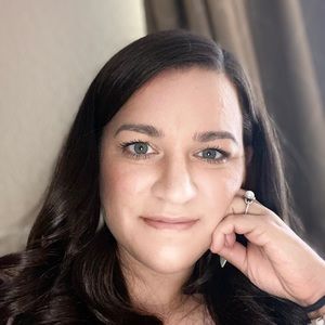 Meet your Posher, Elisabeth